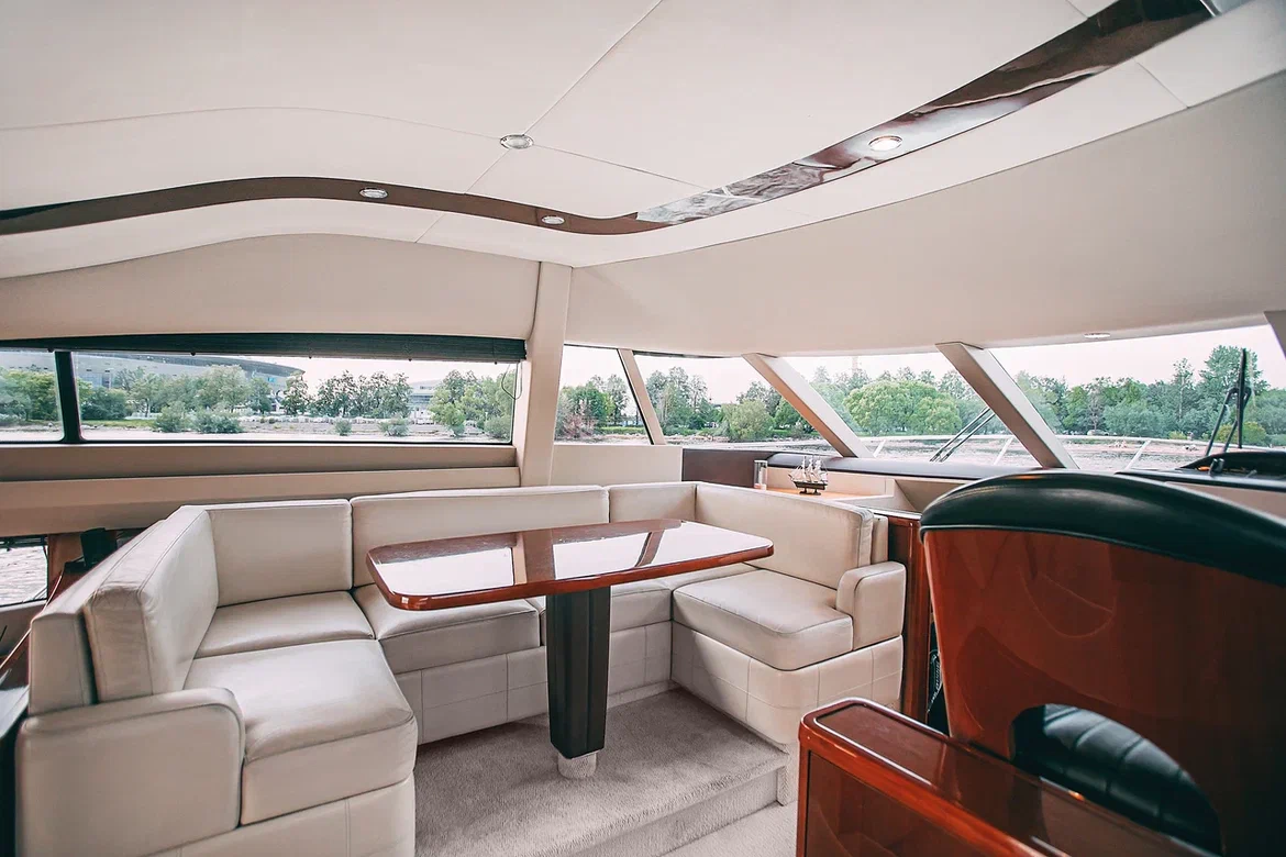 Аренда яхты Princess 58 image- 14